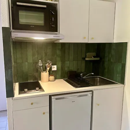 Apartman Vert, Piscine, 750m De La Cavalaire-sur-Mer